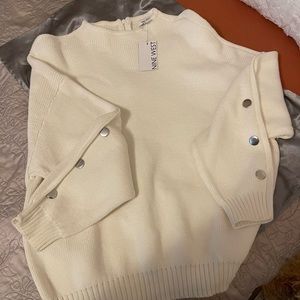 Nine West sweater